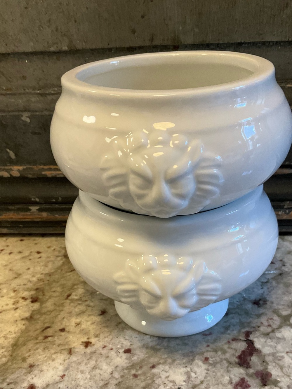 White Ceramic Lion Head Onion Soup Bowls